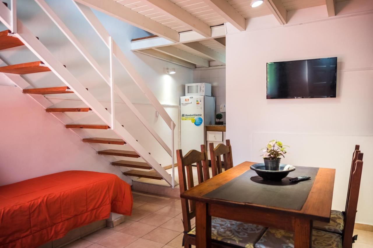 Costalago Suites- By Hvh Villa Carlos Paz Buitenkant foto