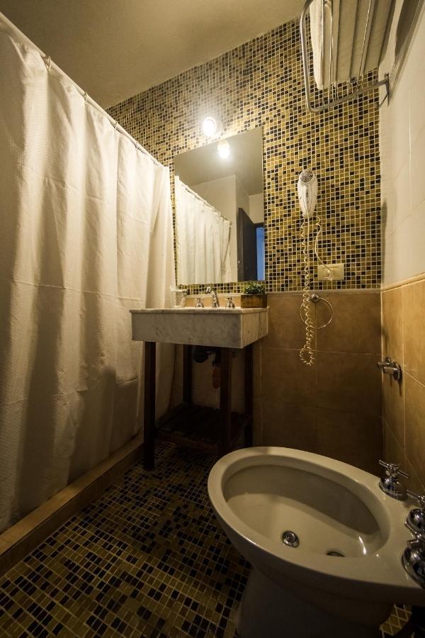 Costalago Suites- By Hvh Villa Carlos Paz Buitenkant foto