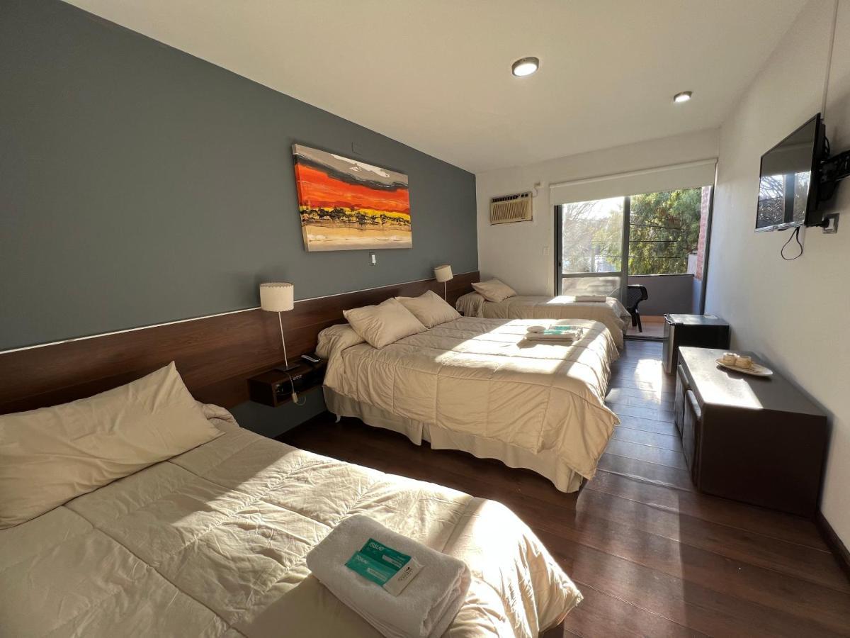 Costalago Suites- By Hvh Villa Carlos Paz Buitenkant foto